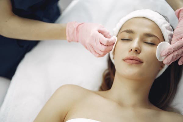 Chemical Peels Treatment